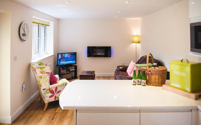 The Retreat, Own Hot Tub, Romantic Escape, Near Lyme Regis Exteriér fotografie